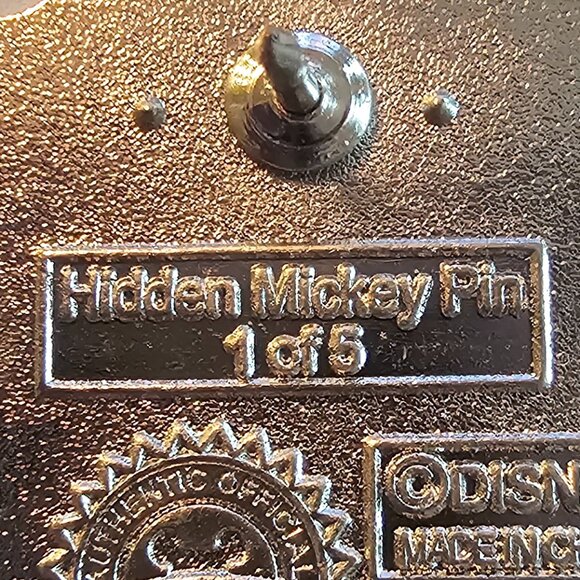 DISNEY Pin Trading ~ Disneyland Resort ~ Crest/Mickey Mouse 1/5 ~ 2012 - Picture 11 of 13